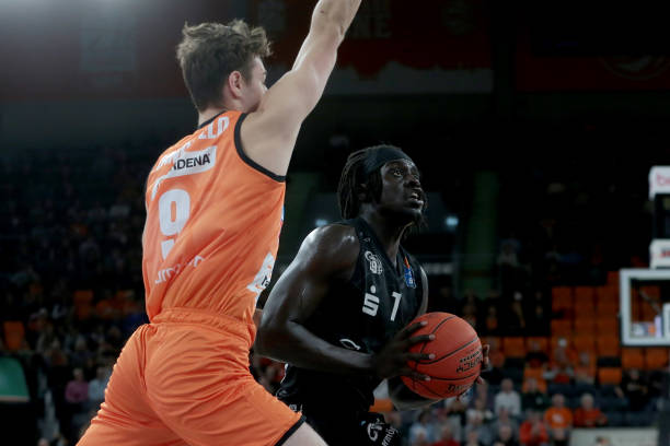 希望他能够 希望他能够